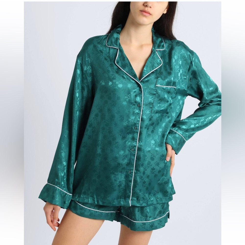 Brand new with tags Topshop green satin pajama shirt shorts set small s US 4